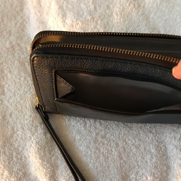 SOLD!! Navy Jori Zip Leather Fossil Wallet, Credit Card Holder, Wristlet! - Picture 6 of 6